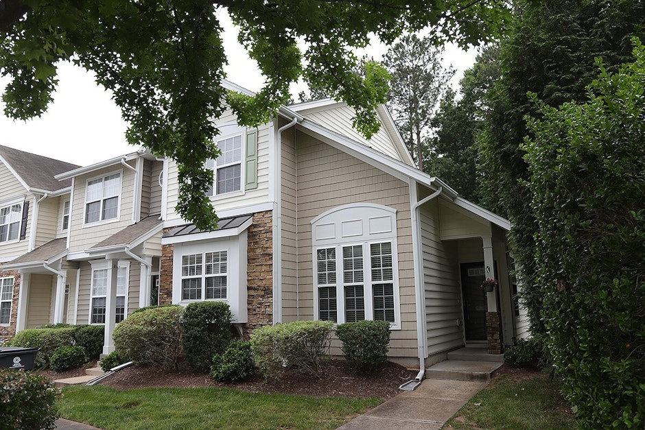 3527 Sugar Tree Place, Durham, NC 27713, Presented by Linda Ellison